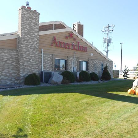 Americinn By Wyndham Roseau Bagian luar foto
