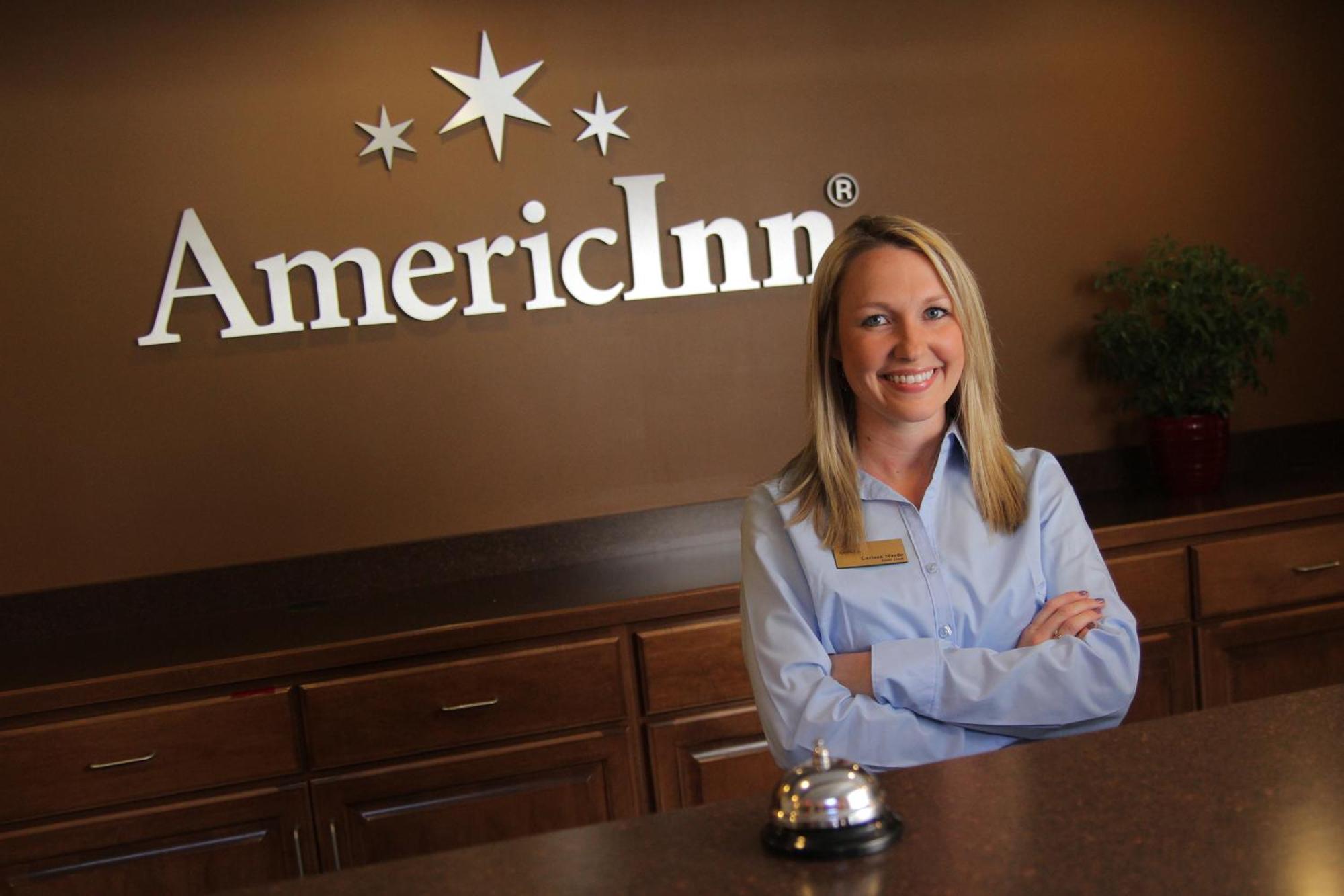 Americinn By Wyndham Roseau Bagian luar foto